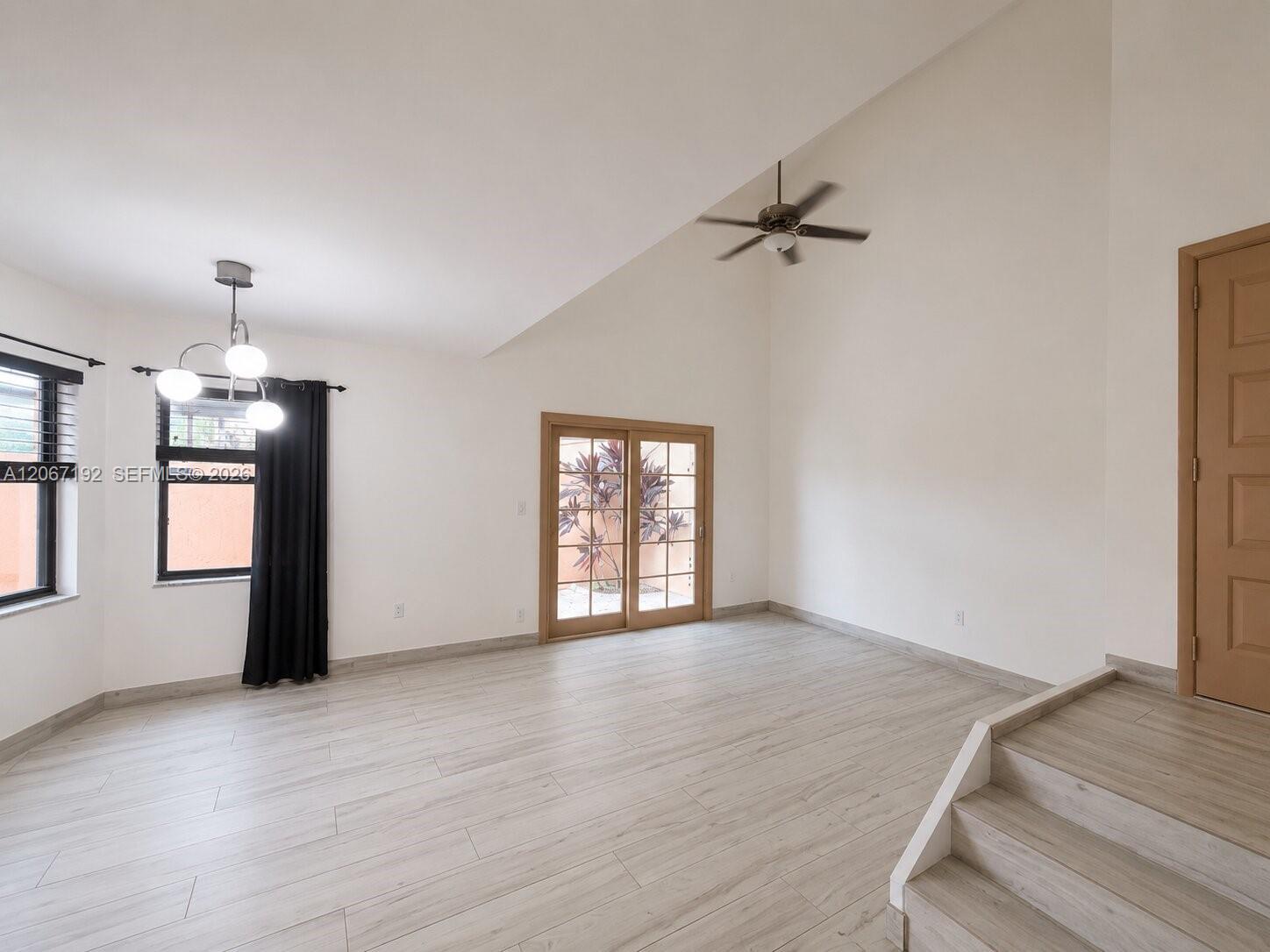 11263 SW 9th Ct, Pembroke Pines FL 33025