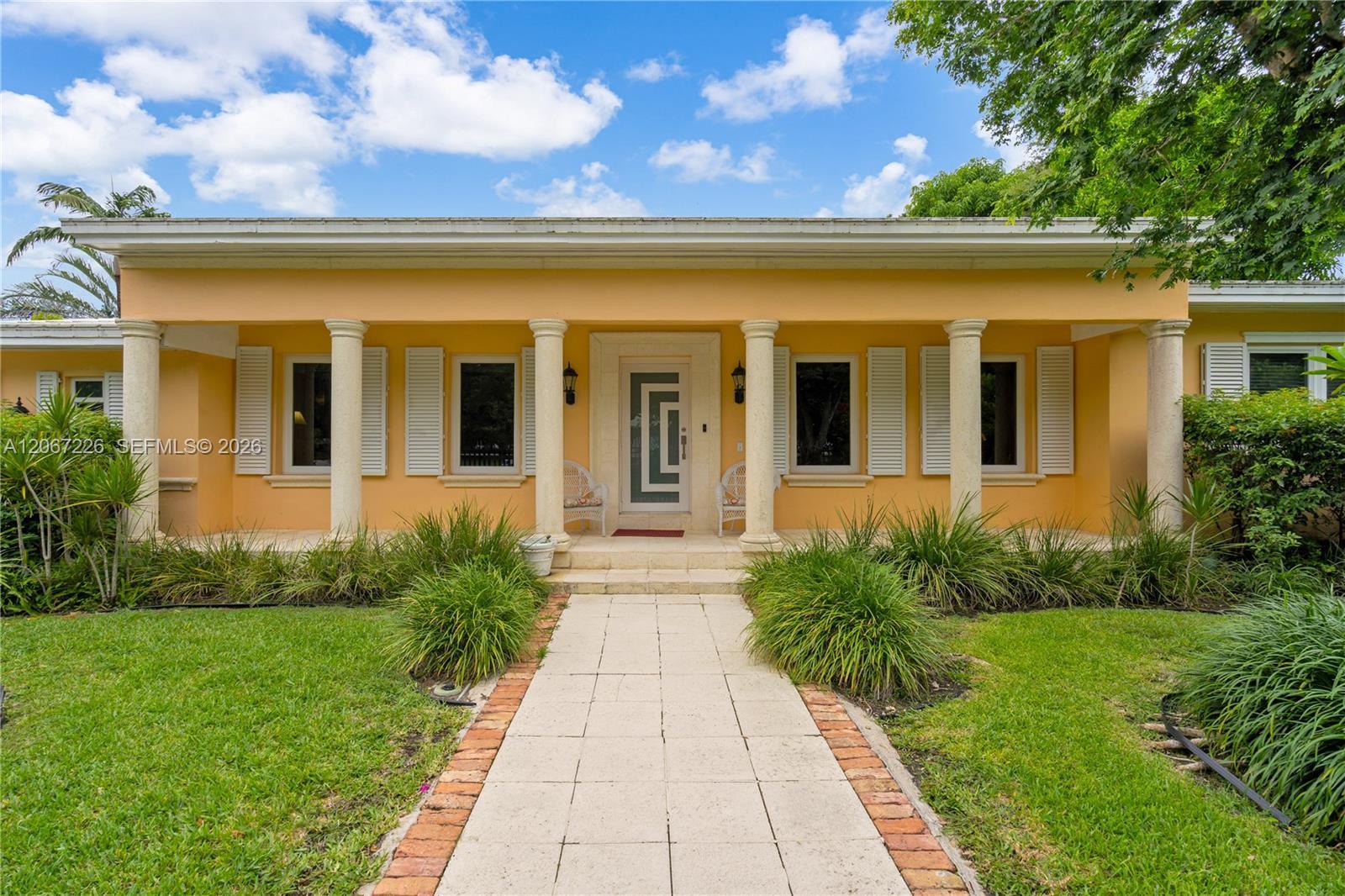 6605 Maynada St, Coral Gables FL 33146 photo 5