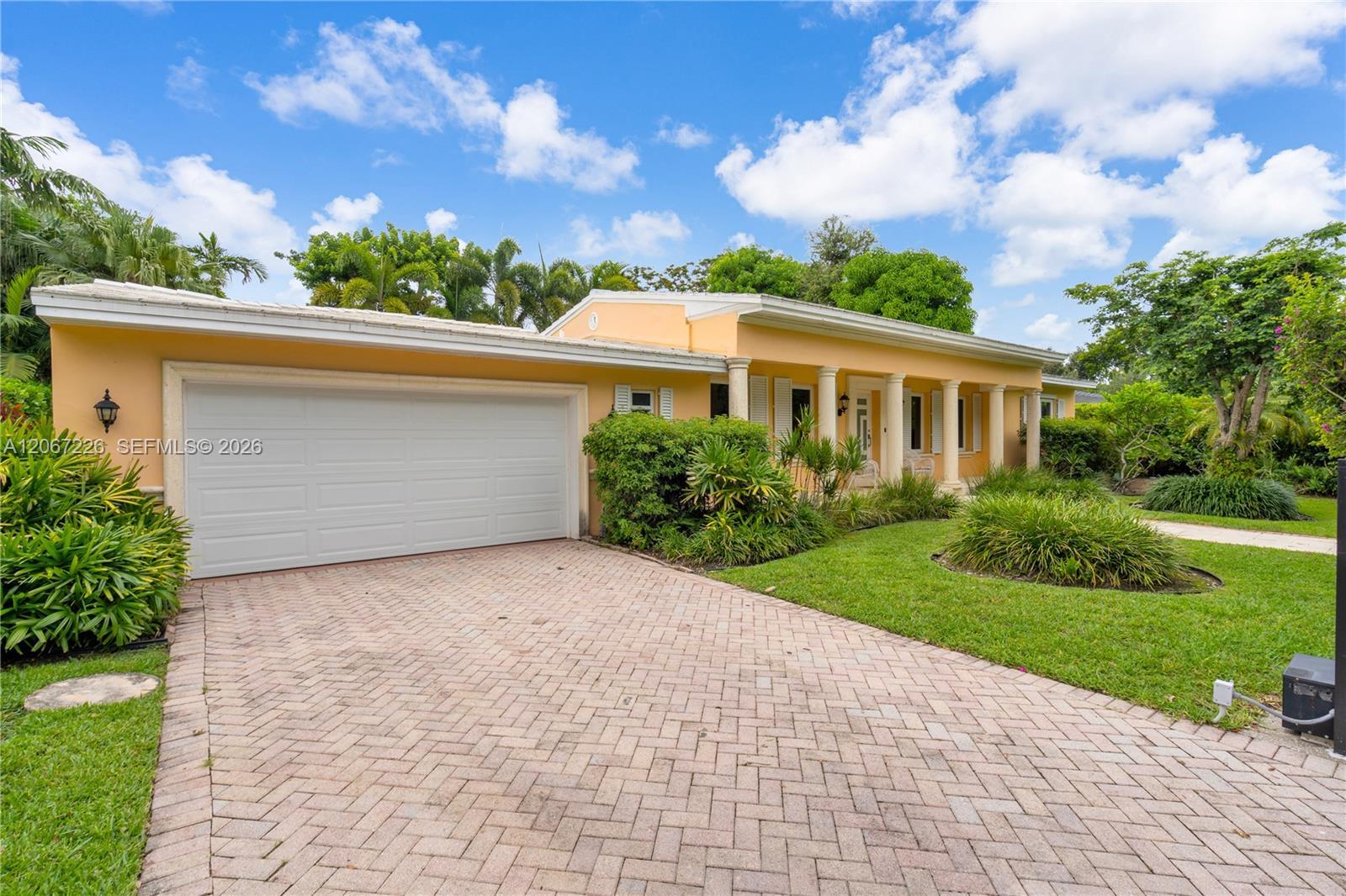 6605 Maynada St, Coral Gables FL 33146 photo 4
