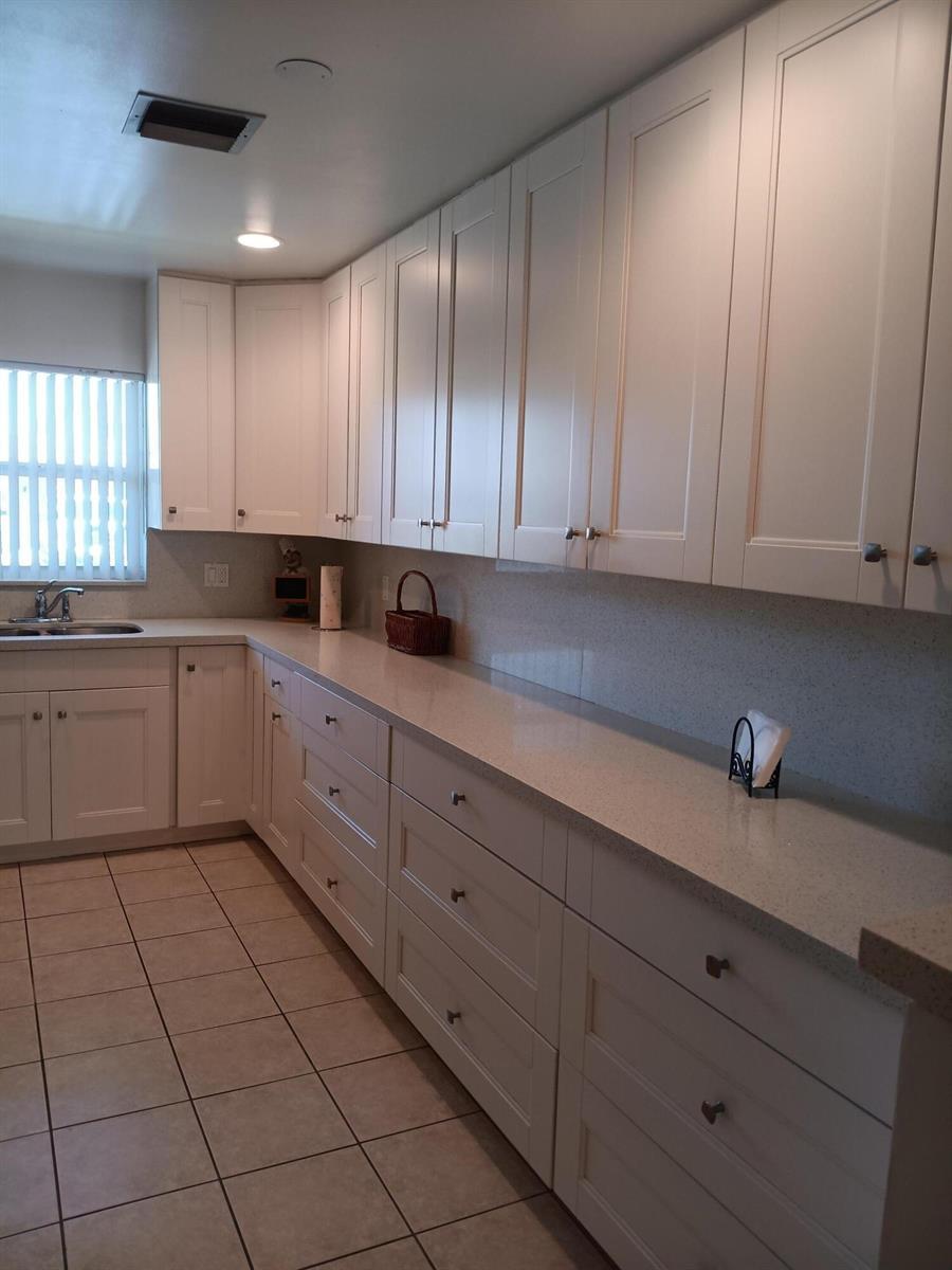 5730 FERNLEY Drive E # 27, West Palm Beach FL 33415