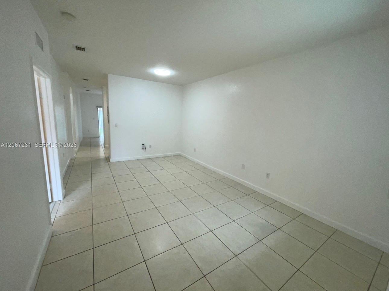 1535 SE 26th St # 104, Homestead FL 33035 photo 2