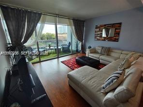 2950 NE 188th St # 316, Aventura FL 33180 photo 2
