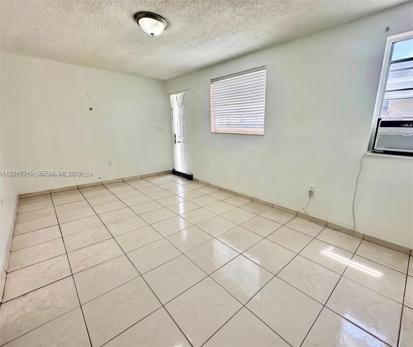718 SW 11th Ave # 8, Miami FL 33130 photo 2