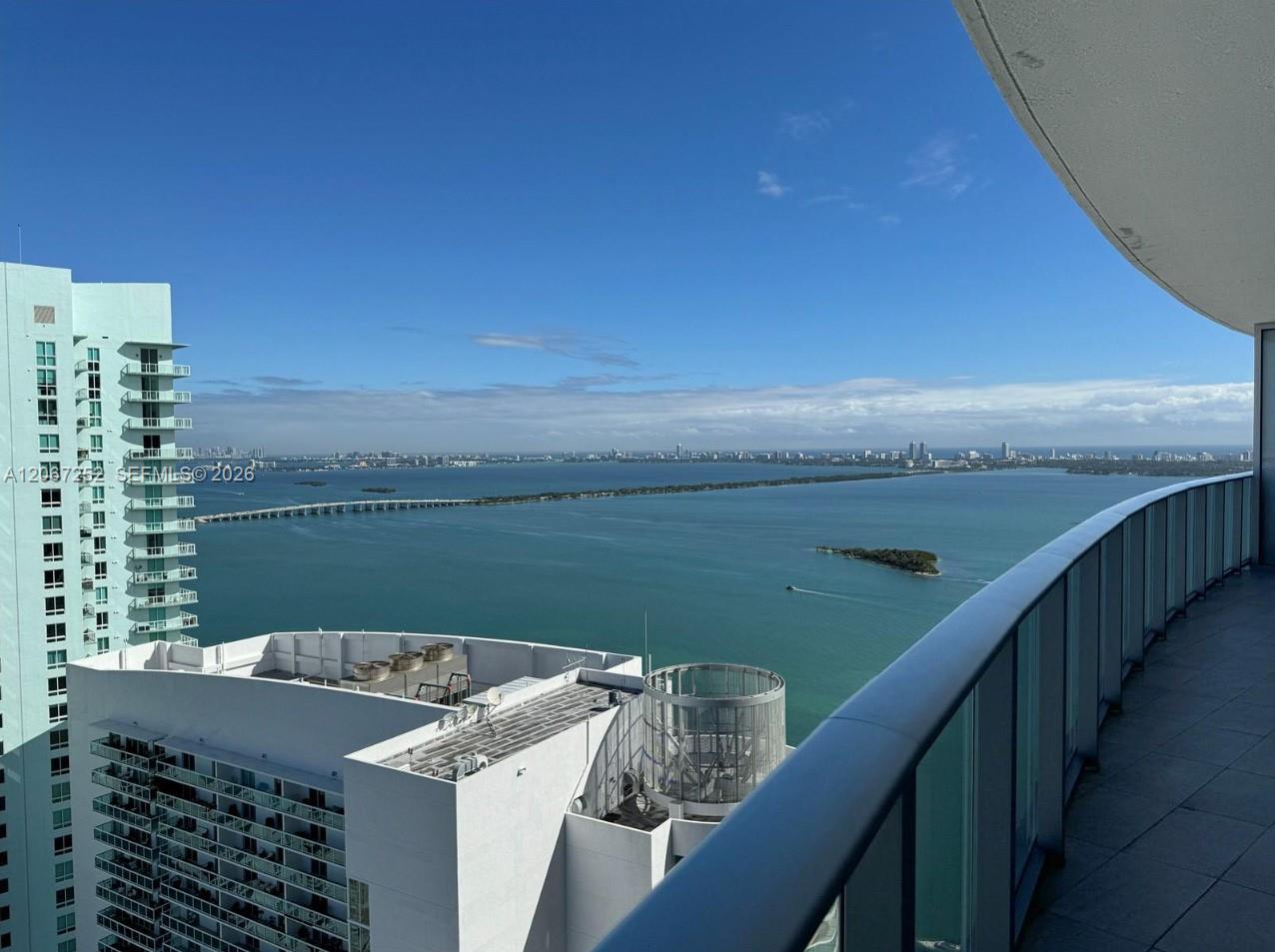 488 NE 18th St # 5005, Miami FL 33132 photo 2