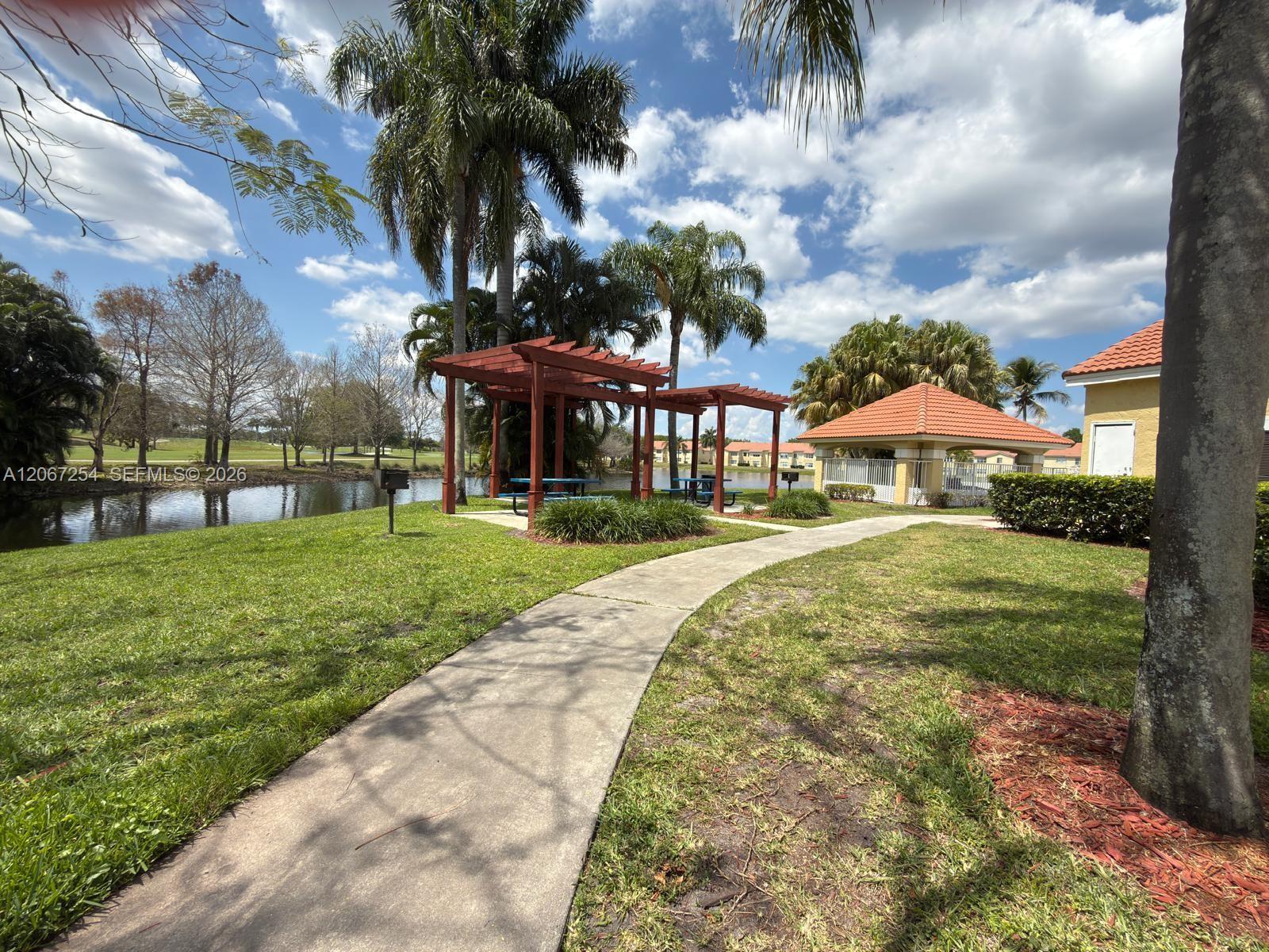 12760 Vista Isles Dr # 723, Sunrise FL 33325 photo 4
