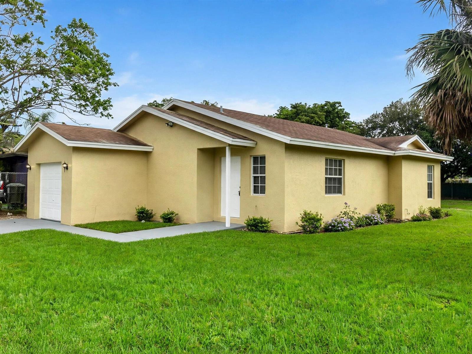 1136 NW 5TH Court, Fort Lauderdale FL 33311 photo 2
