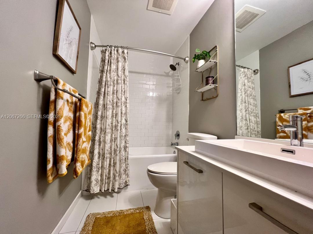 151 SE 1st St # 1206, Miami FL 33131 photo 5