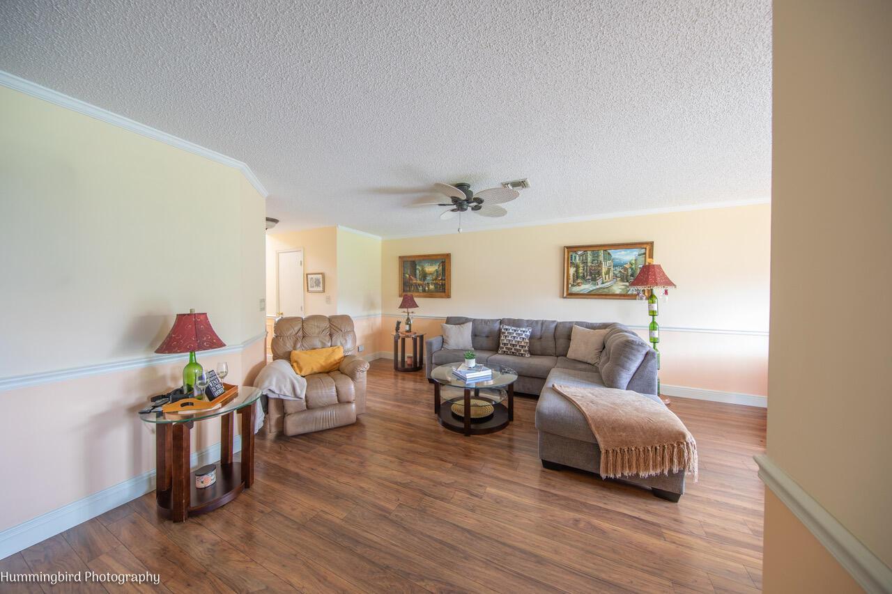 2047 DISCOVERY Circle E, Deerfield Beach FL 33442 photo 5