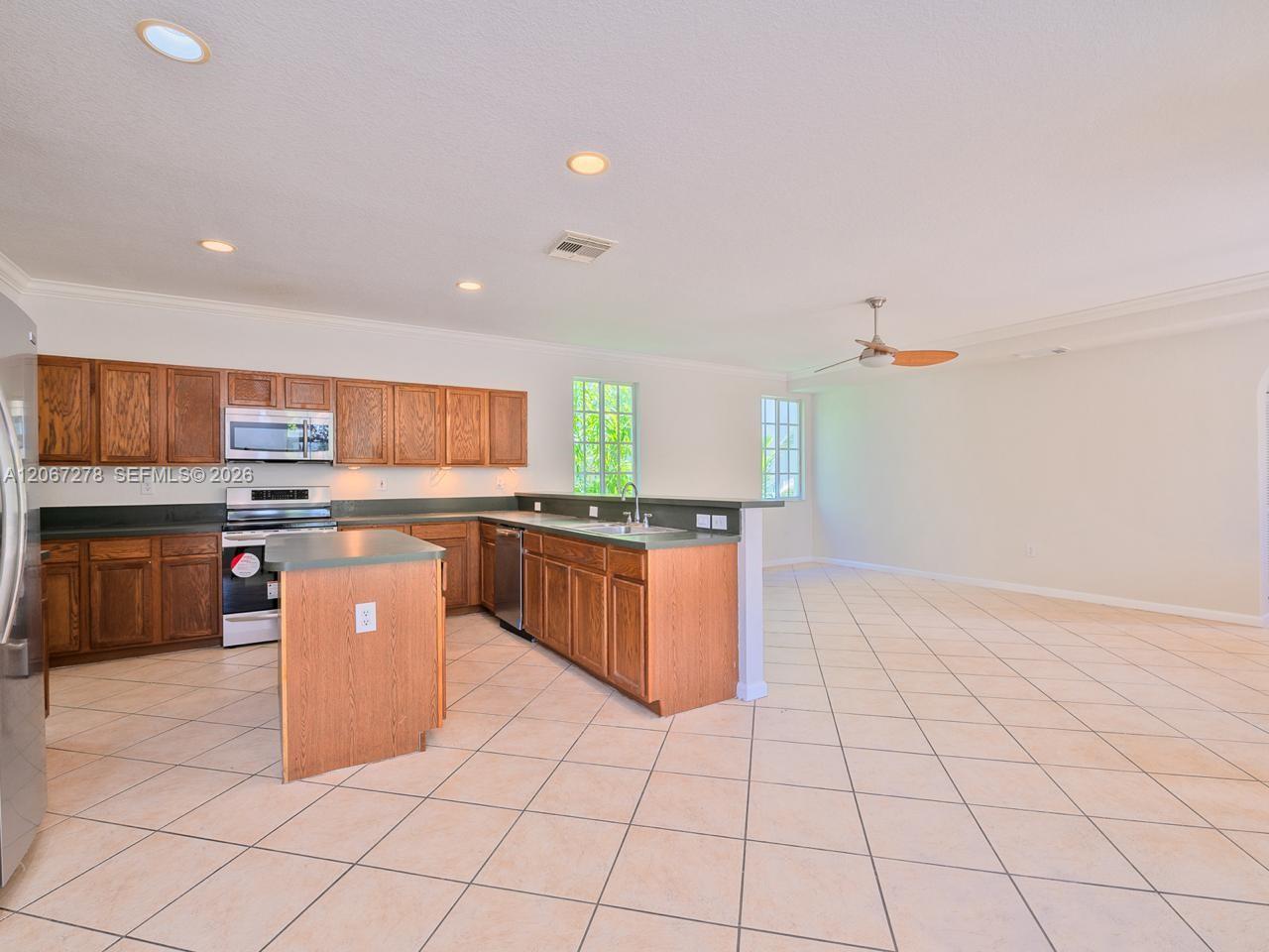 13954 SW 278th St, Homestead FL 33032 photo 5
