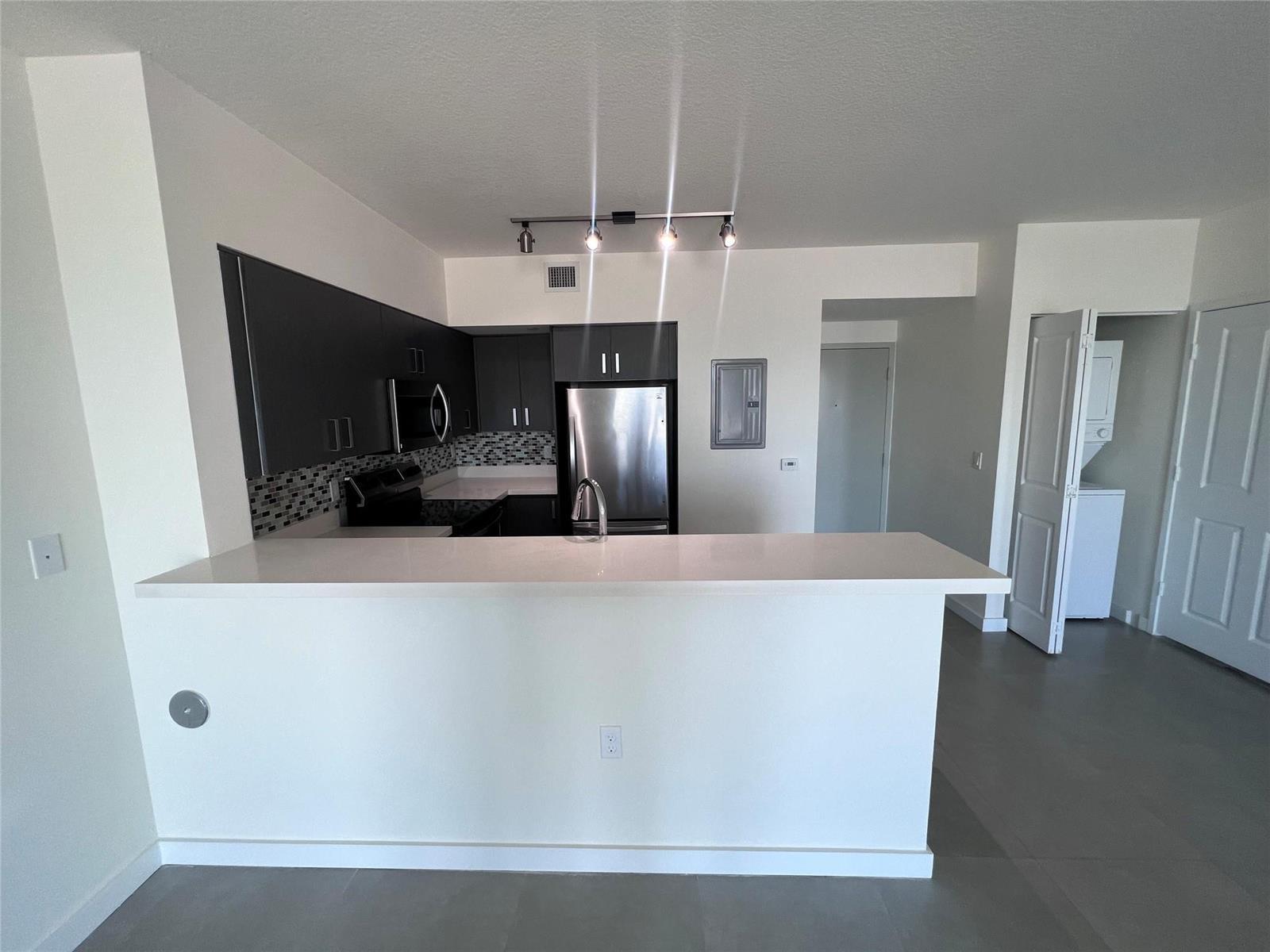 729 NW 2 Street # 605, Miami FL 33128 photo 2