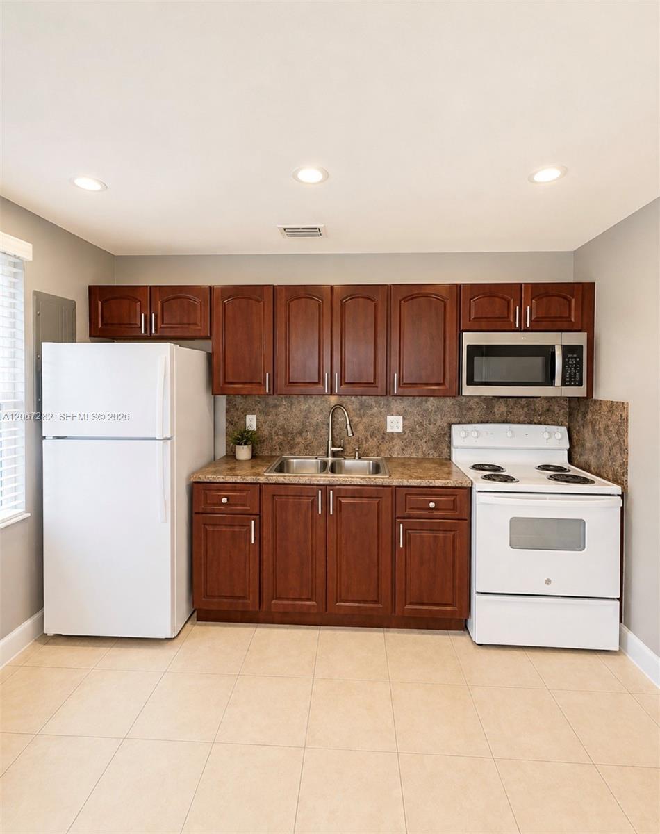 4228 NW 4th St # 0, Miami FL 33126 photo 5