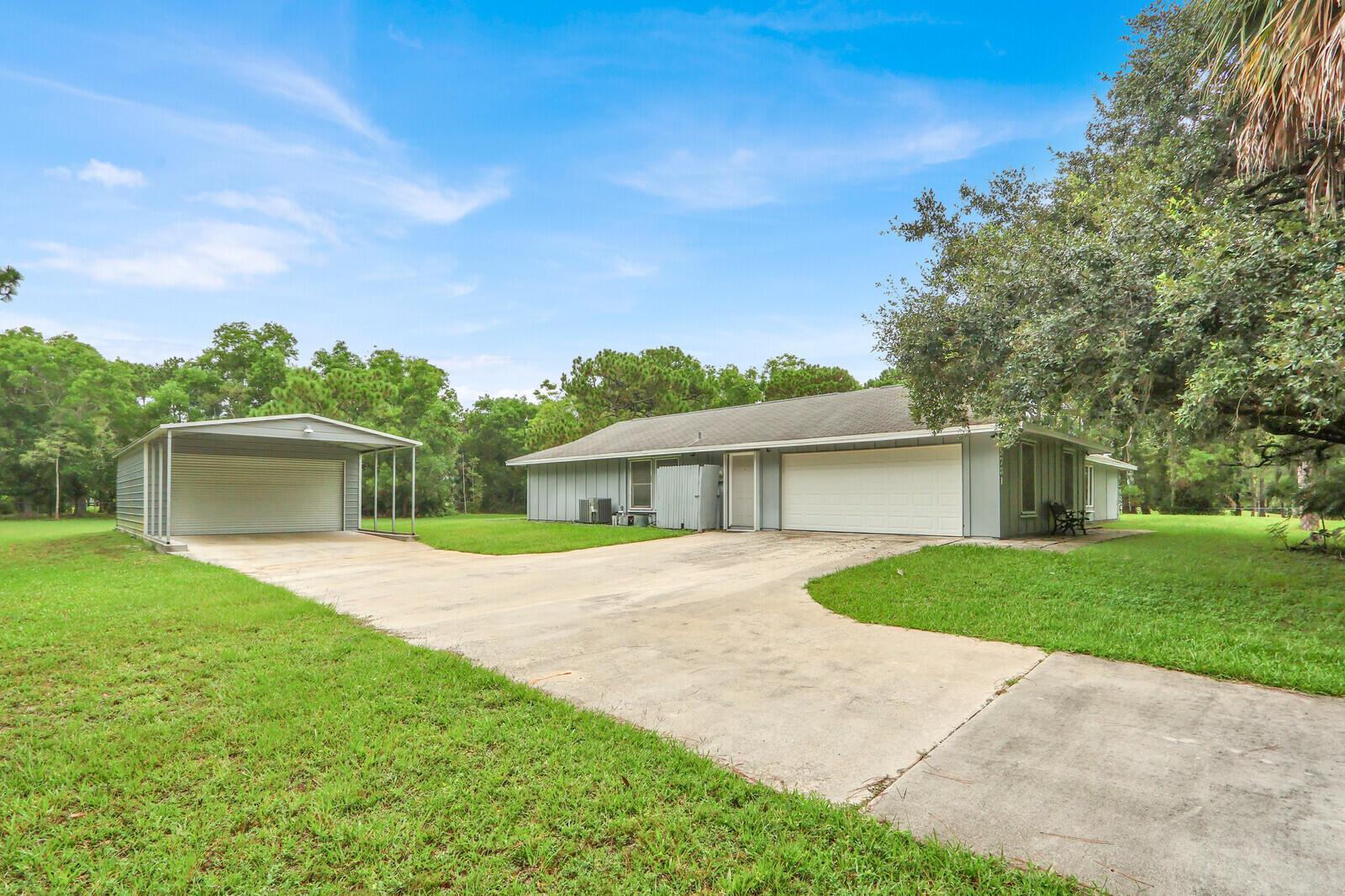 15731 79TH Terrace N, Palm Beach Gardens FL 33418 photo 2