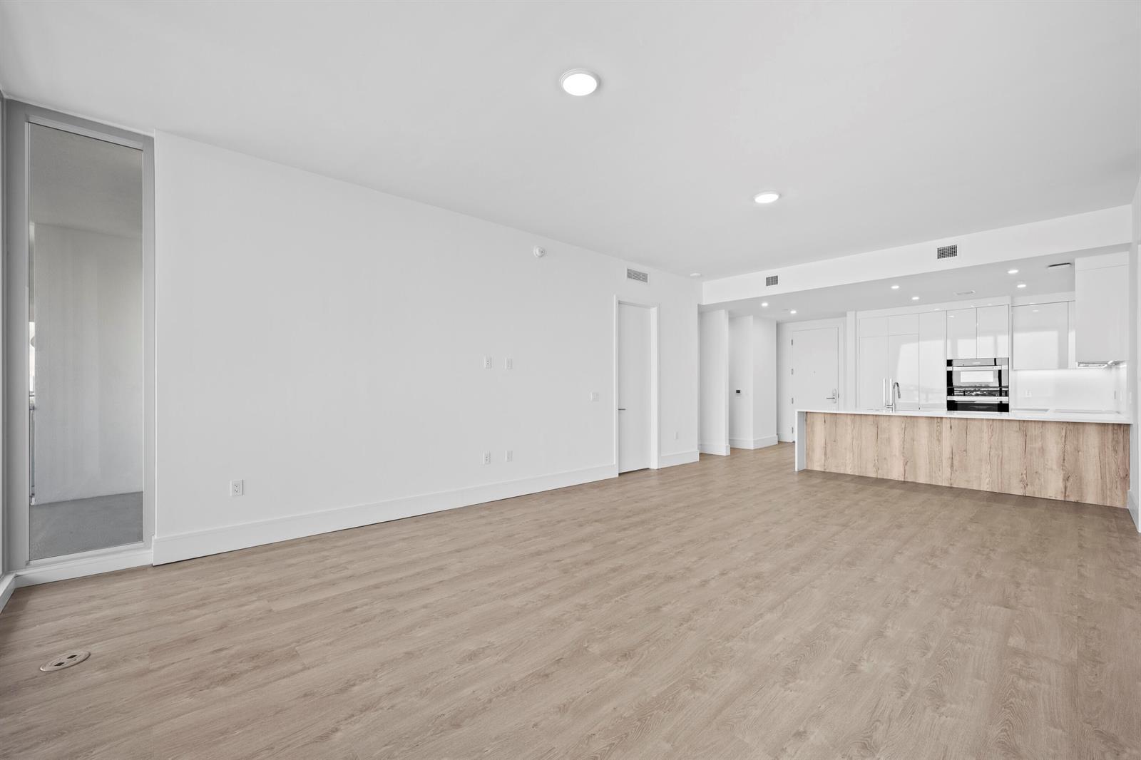 220 Lake Shore Drive # 813, Lake Park FL 33403 photo 5