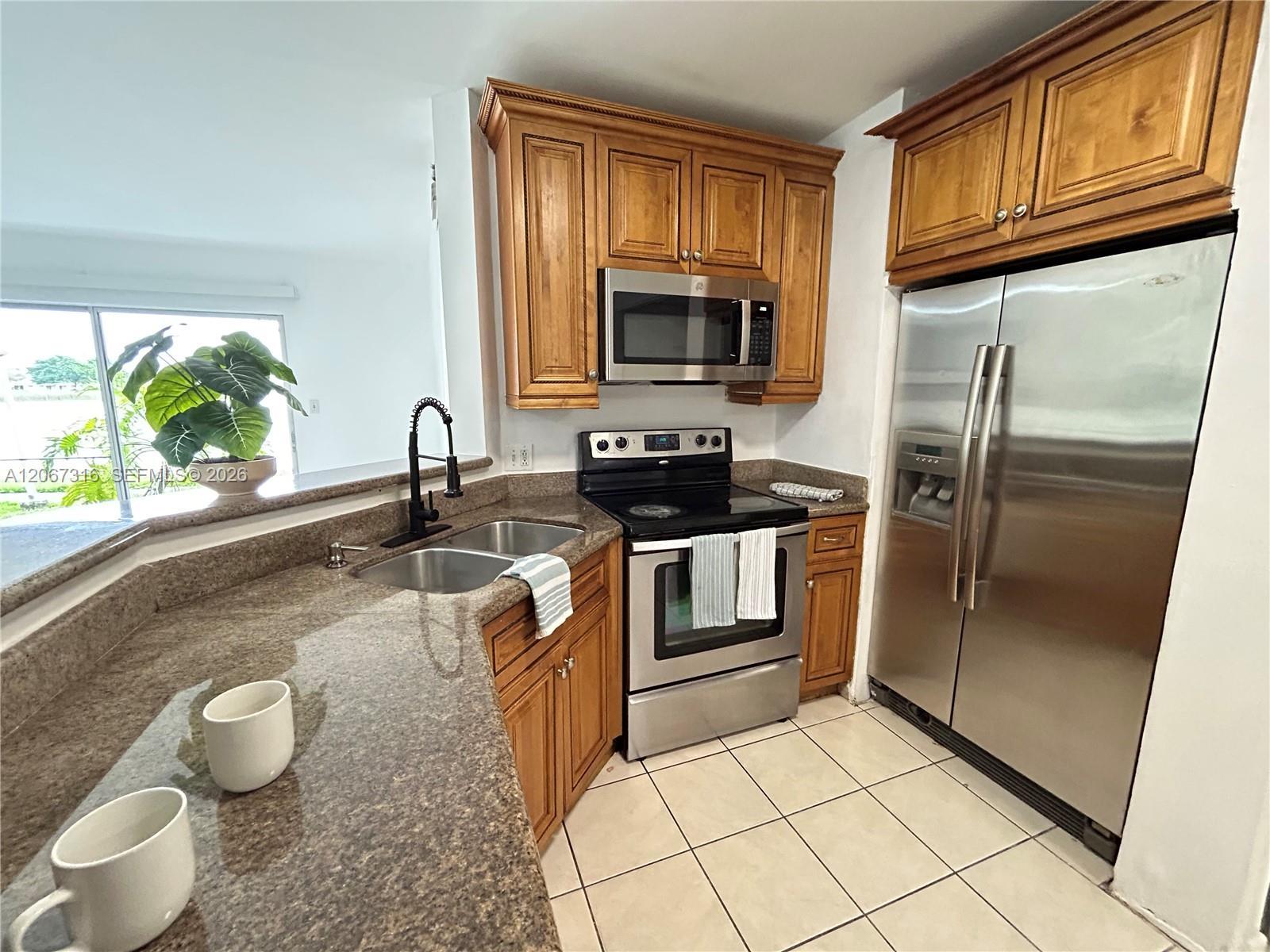 3409 NW 44th St # 106, Oakland Park FL 33309