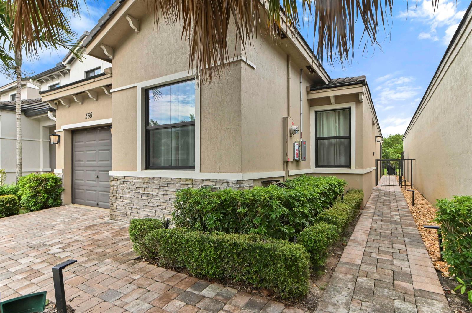 355 NW 33RD Lane, Pompano Beach FL 33069 photo 3