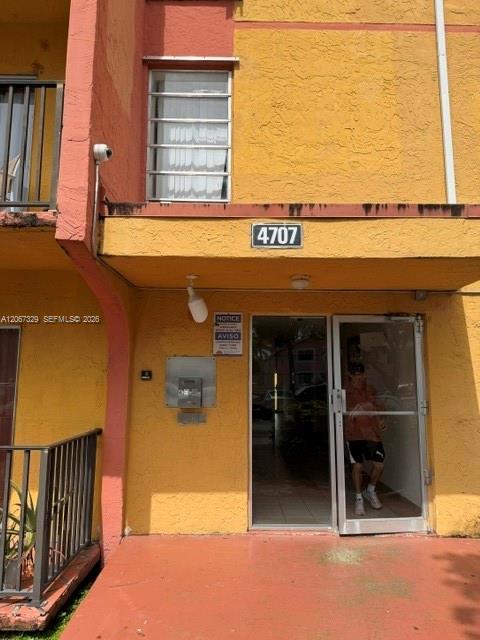 Miami, FL