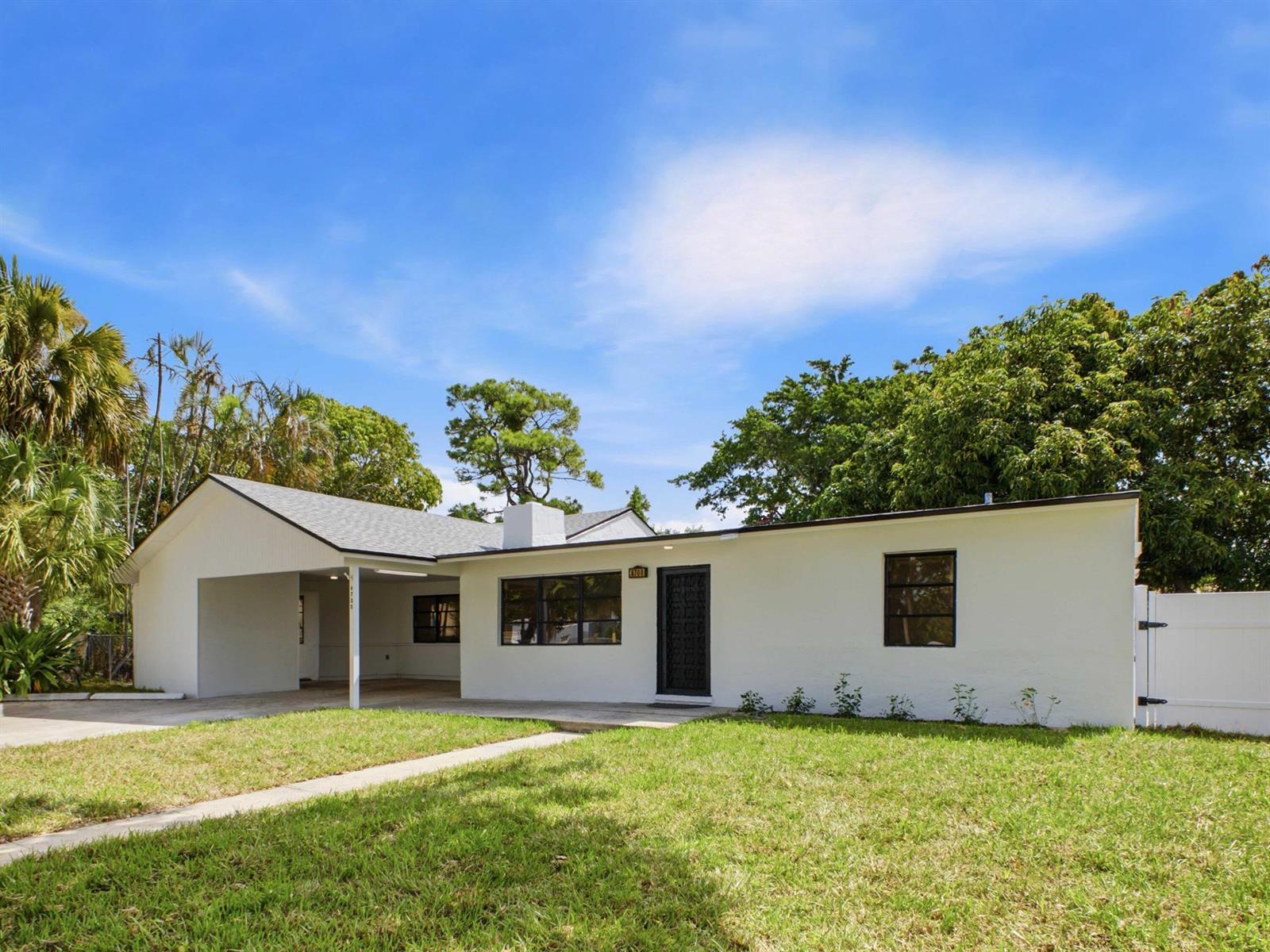 6700 Forest Court, West Palm Beach FL 33405 photo 3