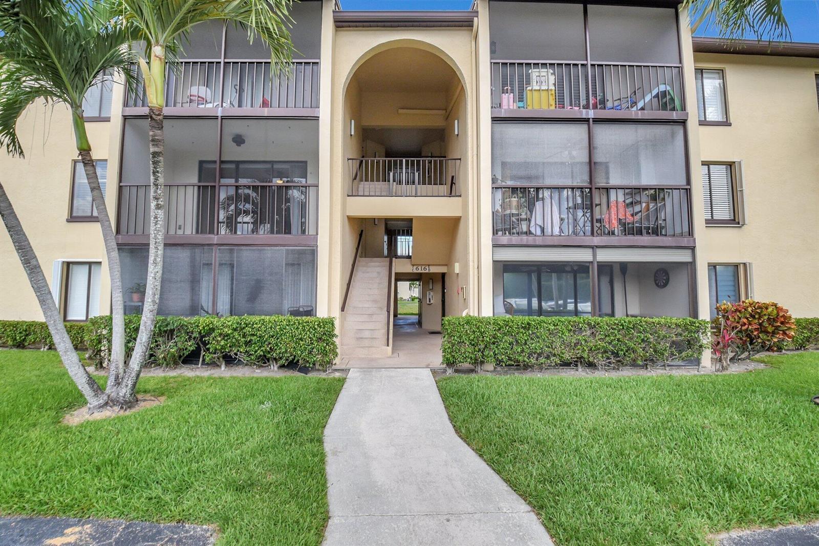 616 SEA PINE Way # C2, FL 33415 photo 2
