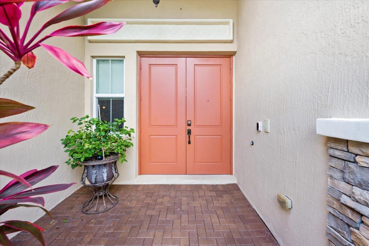 8152 Butler Greenwood Drive, Royal Palm Beach FL 33411 photo 3