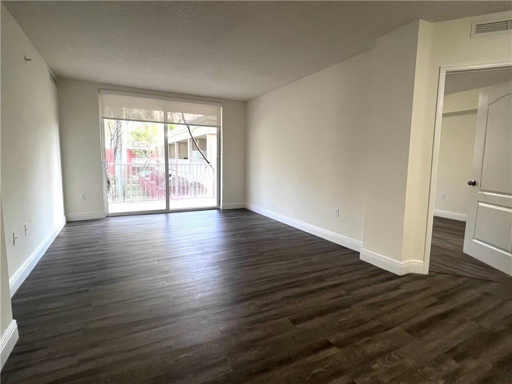 18335 NW 68 Avenue # 611, Hialeah FL 33015 photo 3