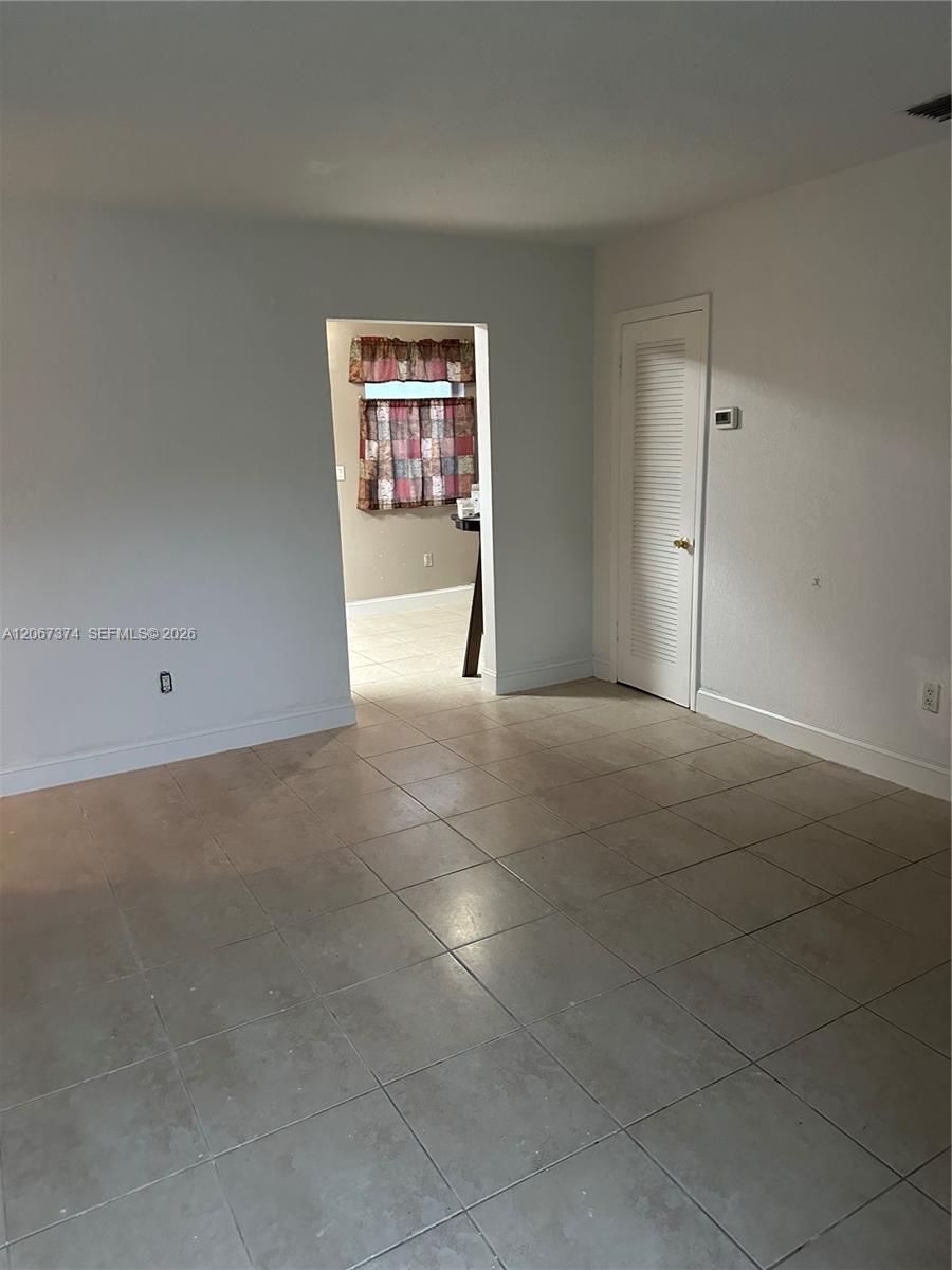 55 NW 169th St # 55, North Miami Beach FL 33169 photo 3