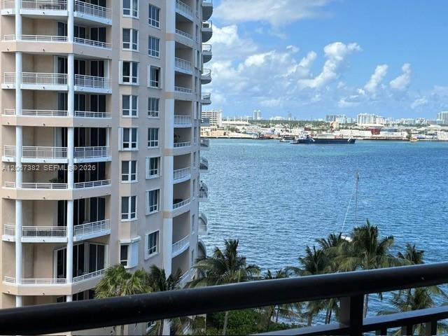 540 Brickell Key Dr # 1024, Miami FL 33131 photo 2