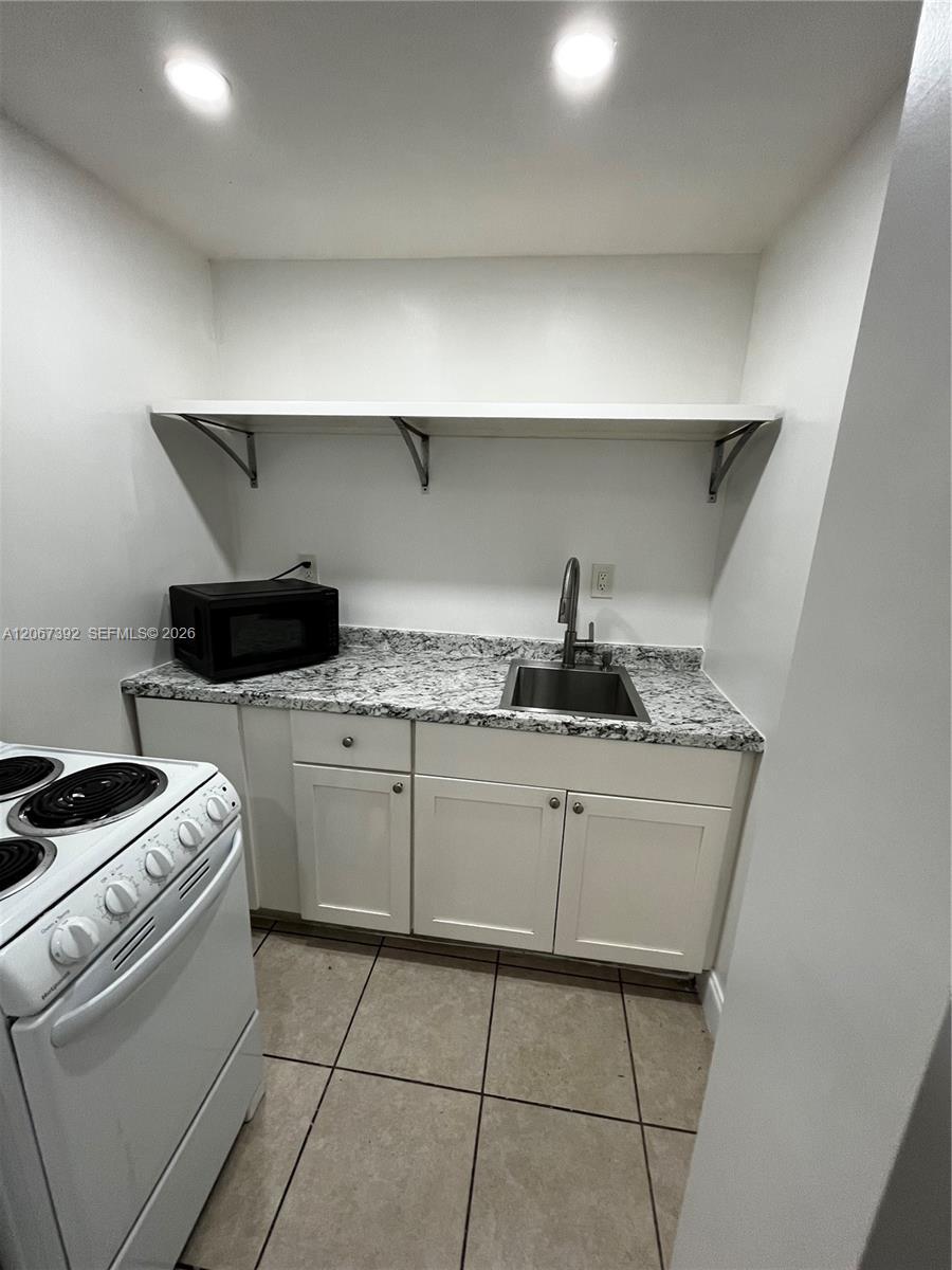 5926 Wiley St # 1, Hollywood FL 33023 photo 4