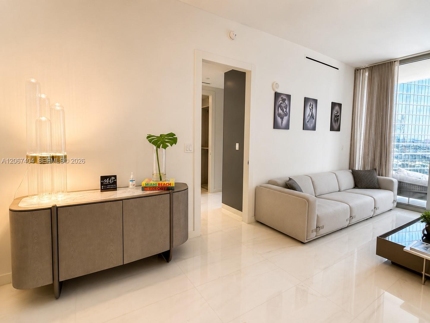 300 Biscayne Boulevard Way # 2609W, Miami FL 33131 photo 2