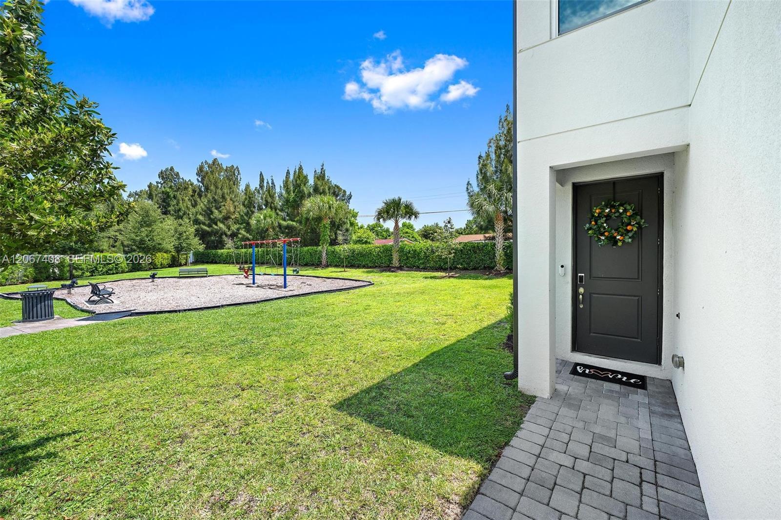 1616 Lindley St, Mangonia Park FL 33407 photo 3