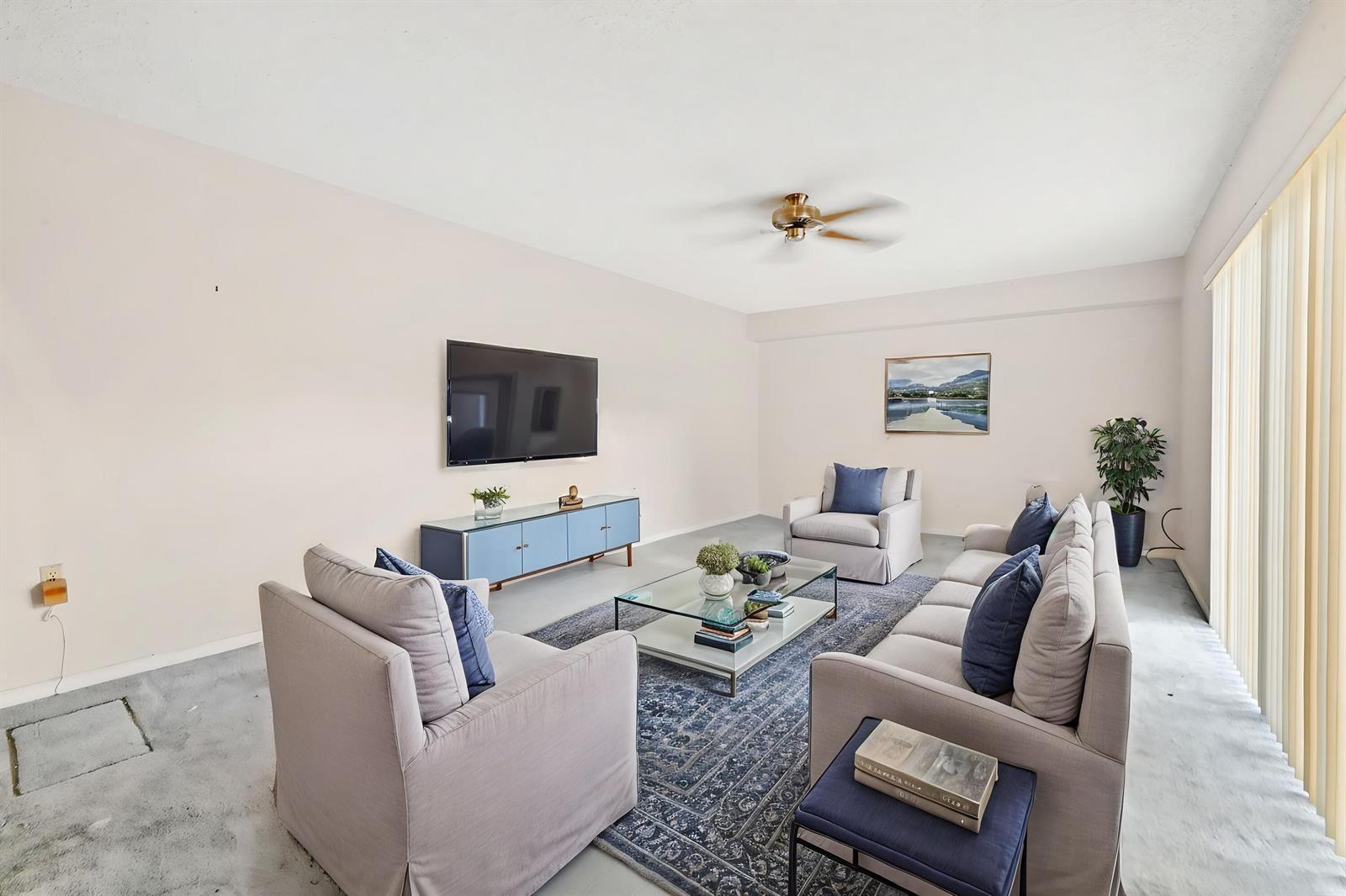 1731 17th Way, West Palm Beach FL 33407 photo 2