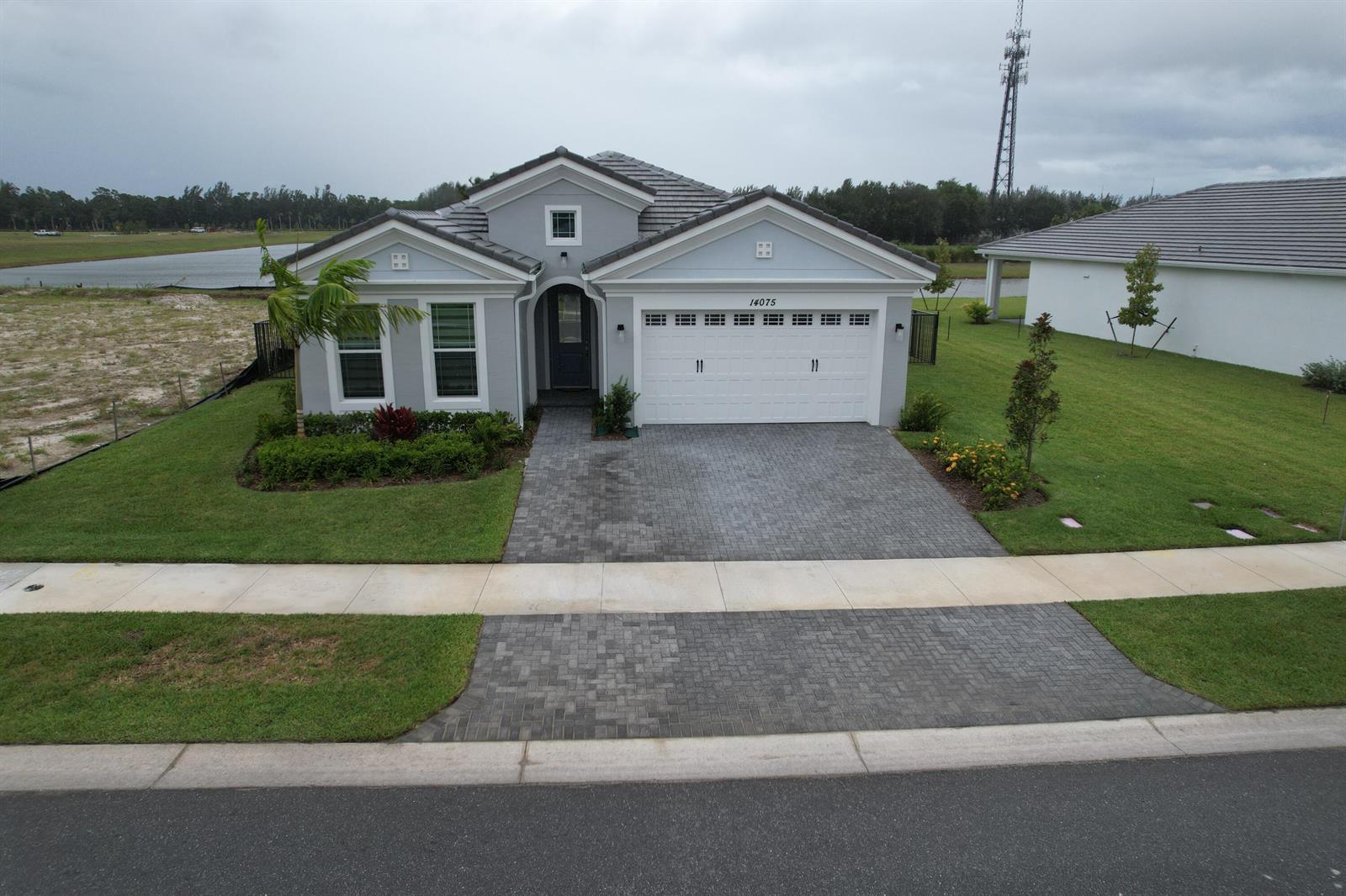 14075 Spruce Pine Drive, Westlake FL 33470 photo 2