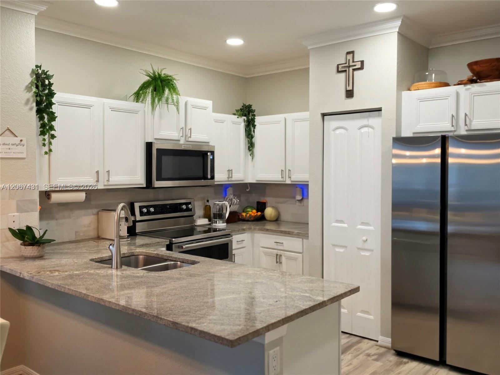 1127 Vermilion Dr, Lake Worth FL 33461 photo 5
