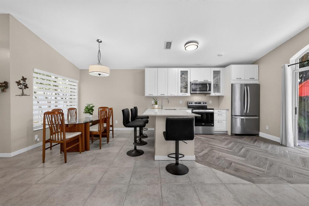 922 OPAL Terrace, Weston FL 33326 photo 4