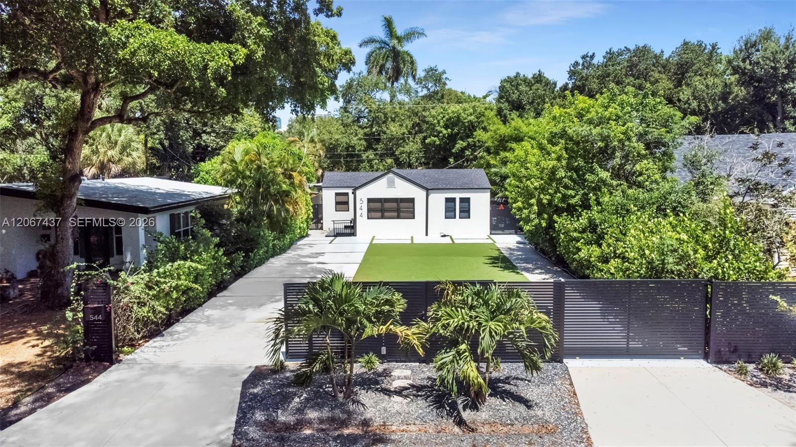 544 SW 13th Ave, Fort Lauderdale FL 33312 photo 3