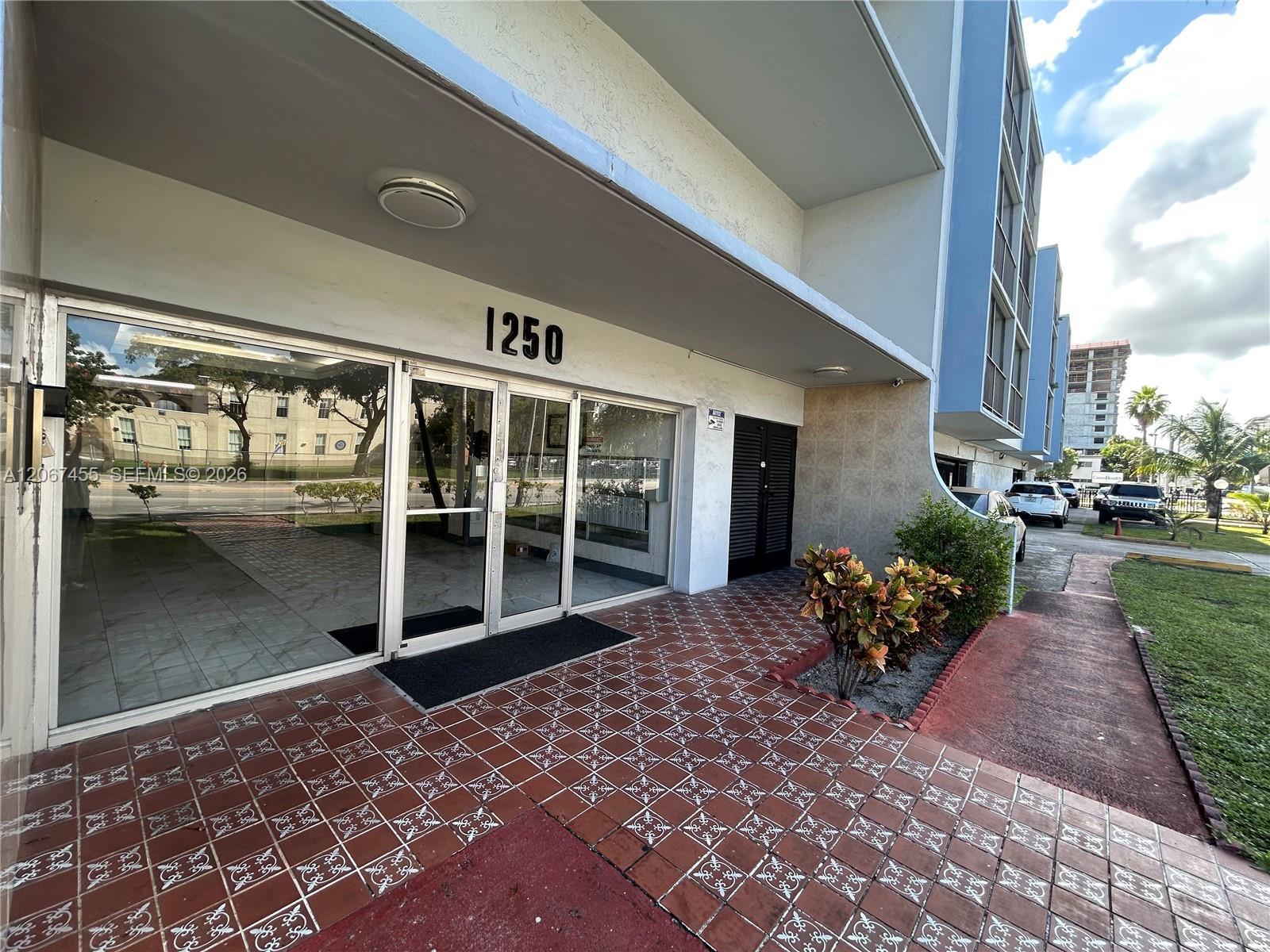 1250 NE 125th St # 410C, North Miami FL 33161 photo 2