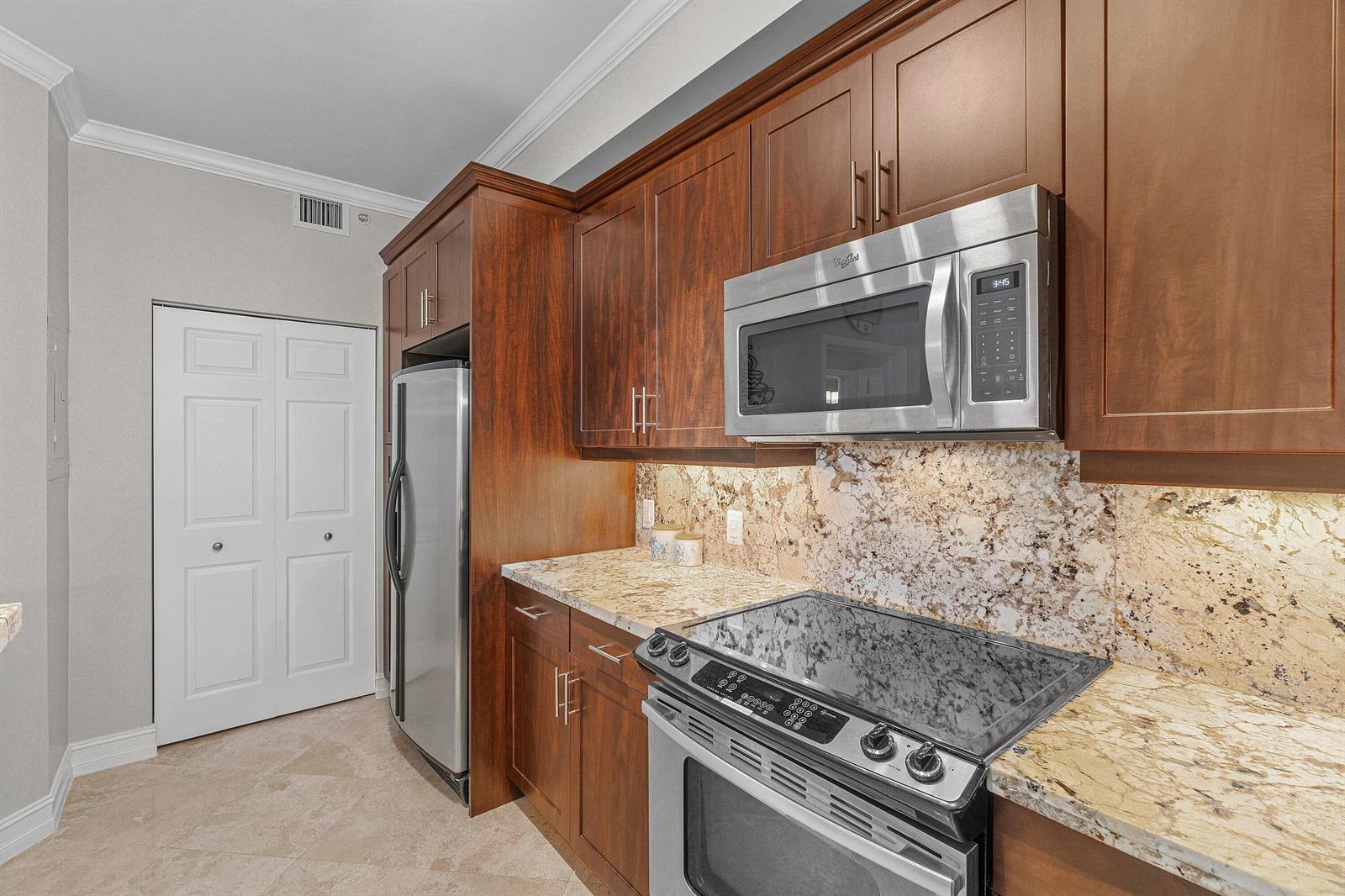3606 S OCEAN Boulevard # 105, Highland Beach FL 33487 photo 4