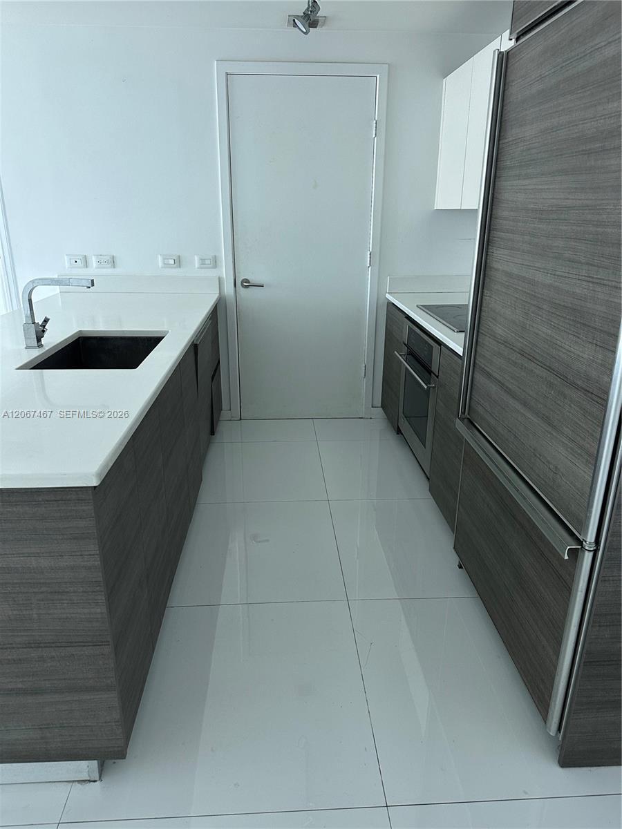 1100 S Miami Ave # 2708, Miami FL 33130 photo 4