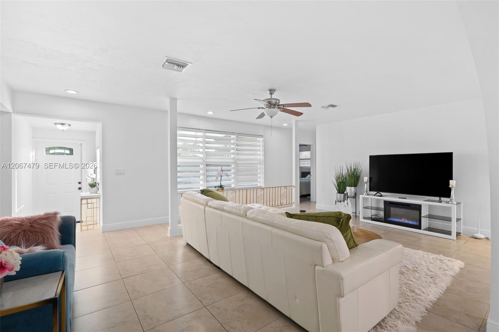 2819 Cleveland St, Hollywood FL 33020 photo 5