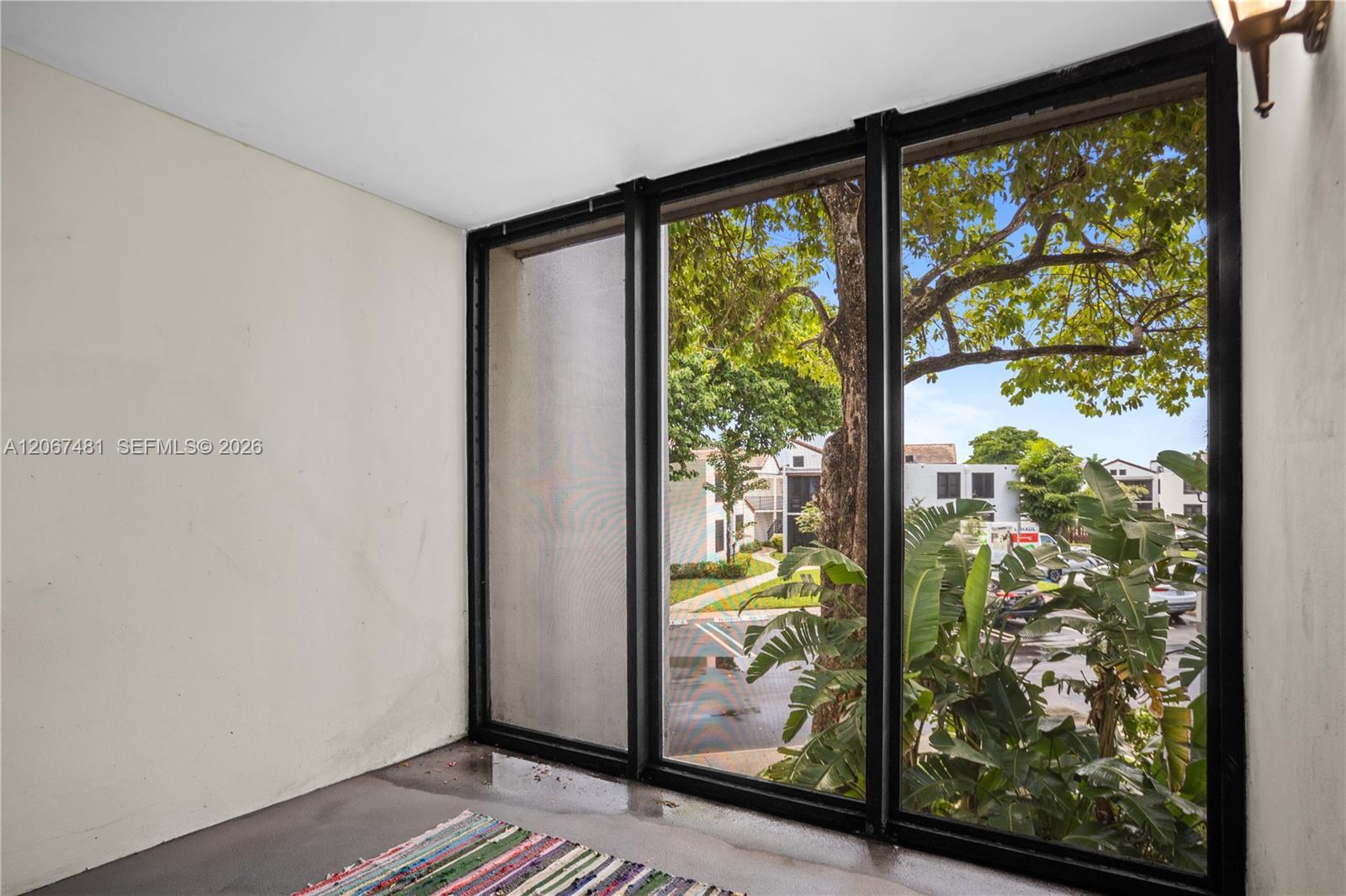 213 Lake Pointe Dr # 203, Oakland Park FL 33309 photo 4