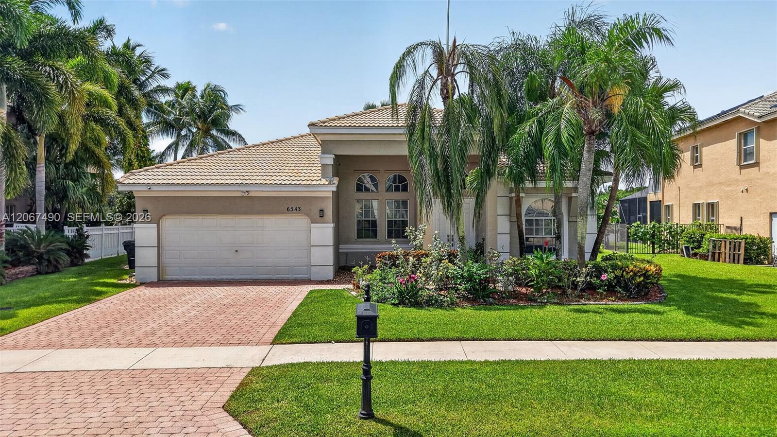 6543 Marbletree Ln, Lake Worth FL 33467