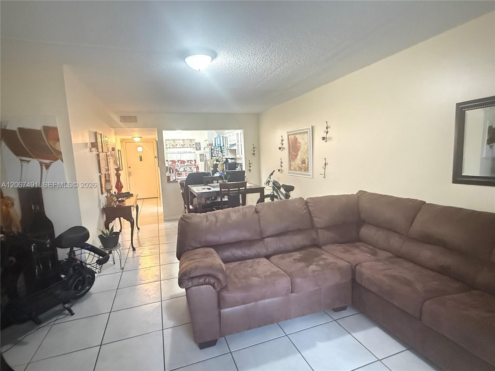 422 NE 210th Cir Ter # 1, Miami FL 33179 photo 5