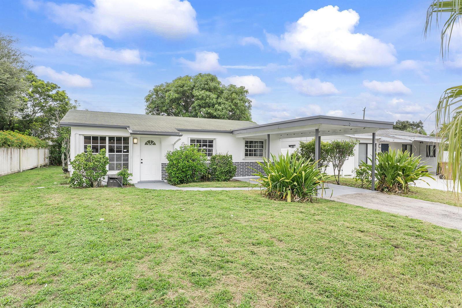 441 NW 2ND Avenue, Deerfield Beach FL 33441 photo 2
