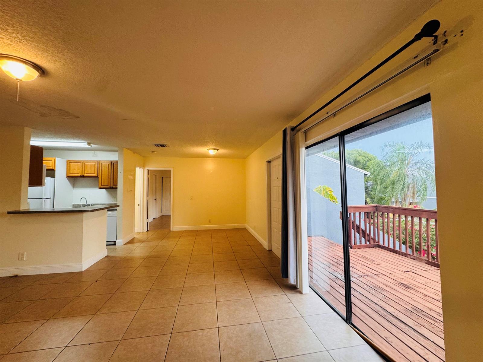7 CROSSINGS Circle # G, Boynton Beach FL 33435