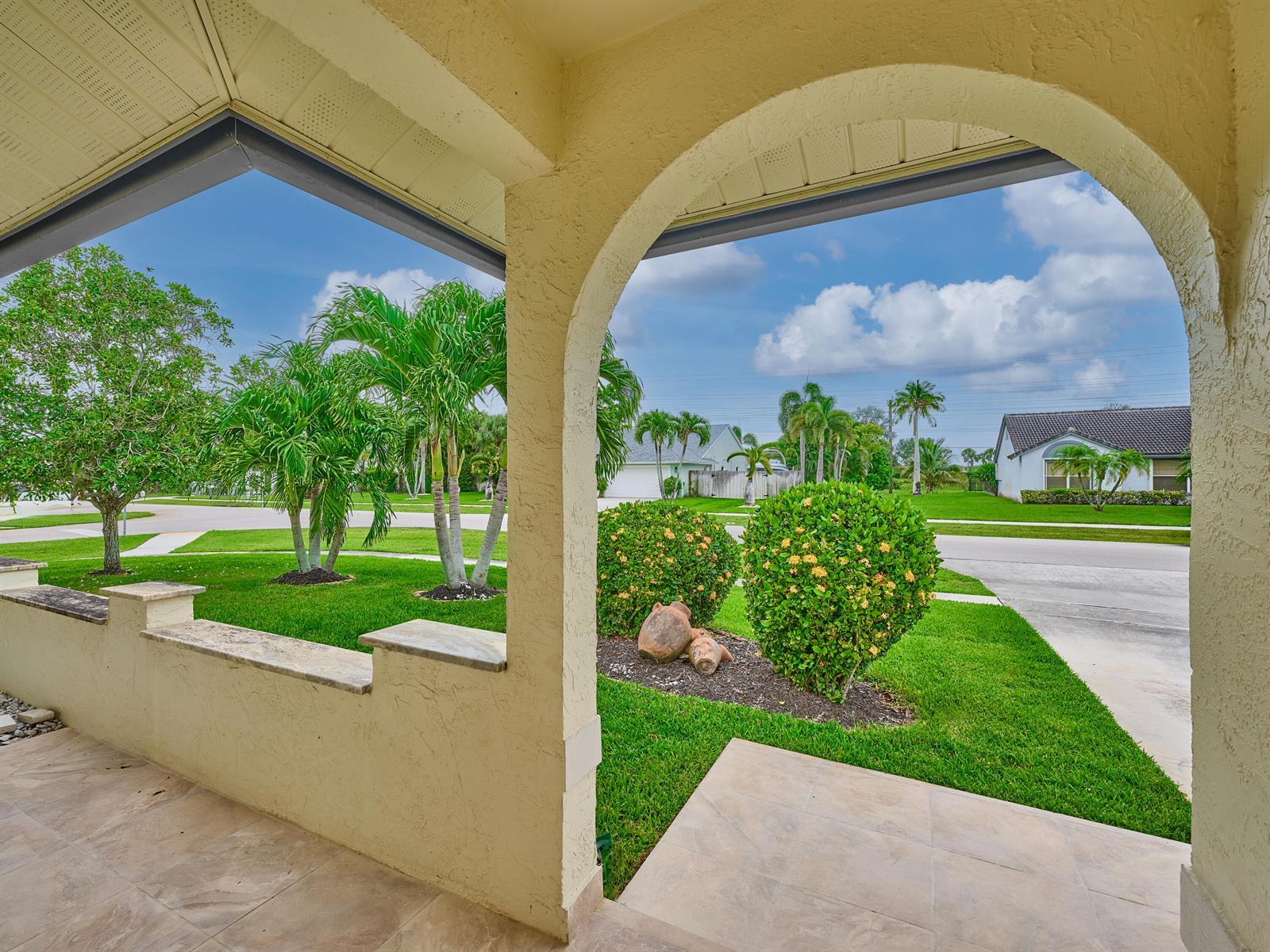 1267 SUMMERWOOD Circle, Wellington FL 33414 photo 3