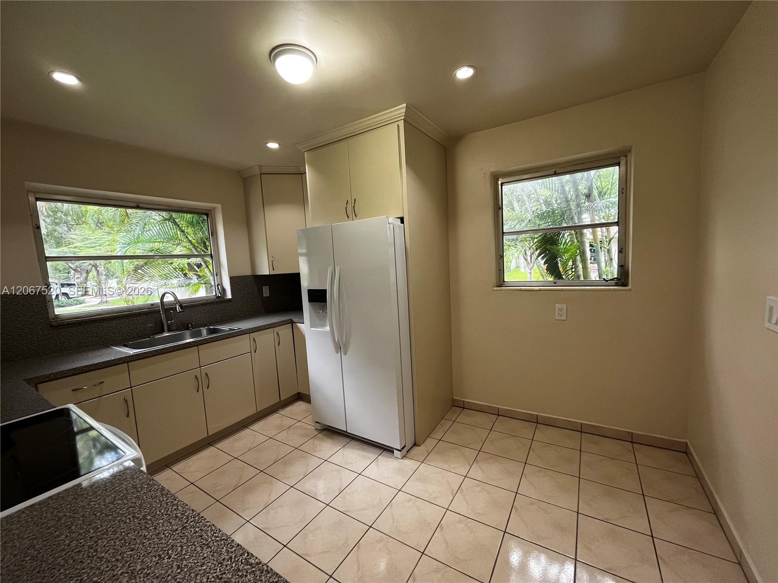 3351 SW 18th St # 3351, Miami FL 33145 photo 2