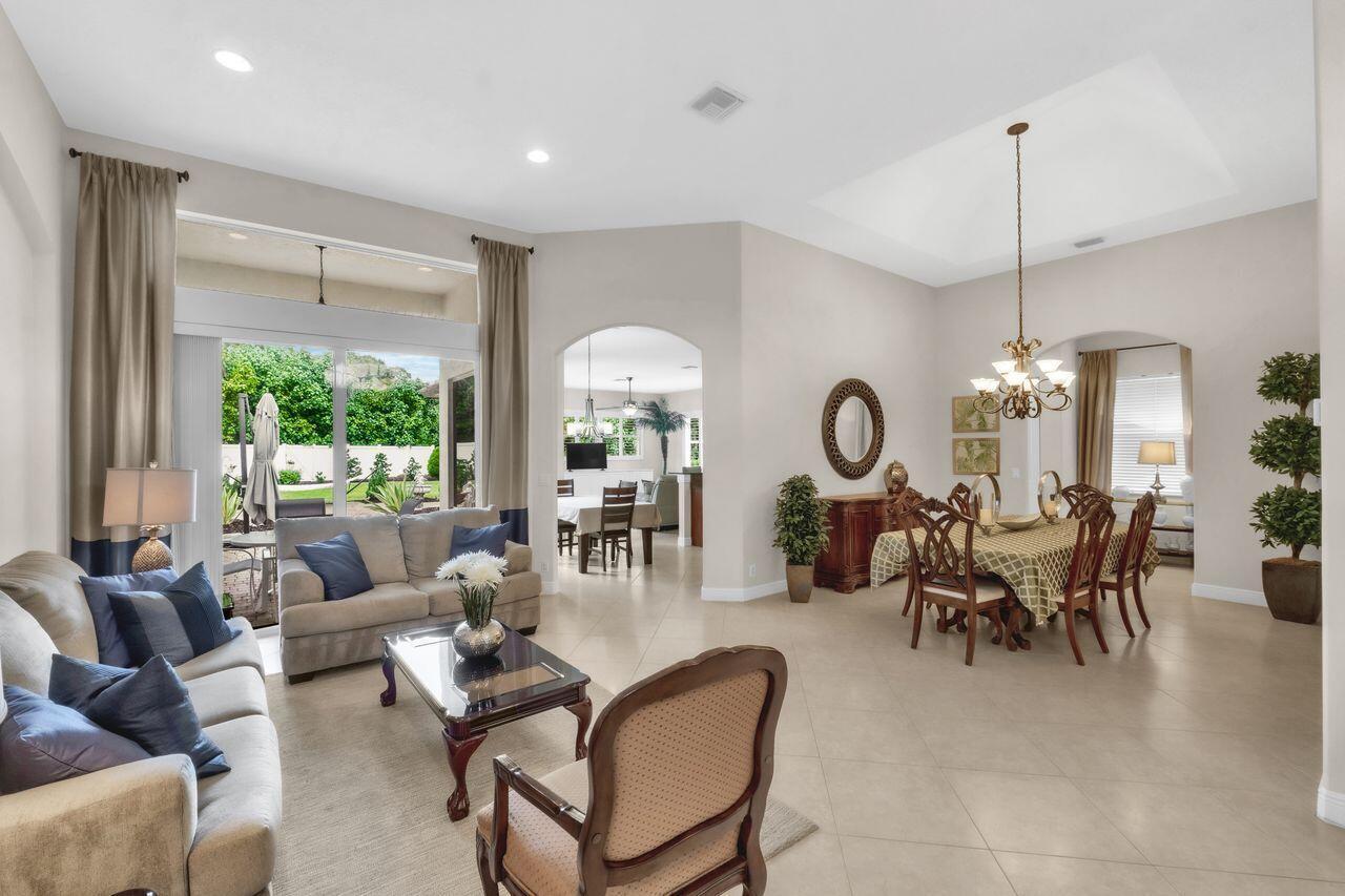 10715 Cambay Circle, Boynton Beach FL 33437 photo 4