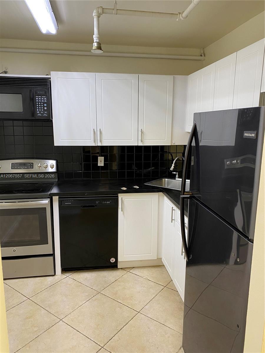 1470 NE 123rd St # A1406, North Miami FL 33161 photo 2