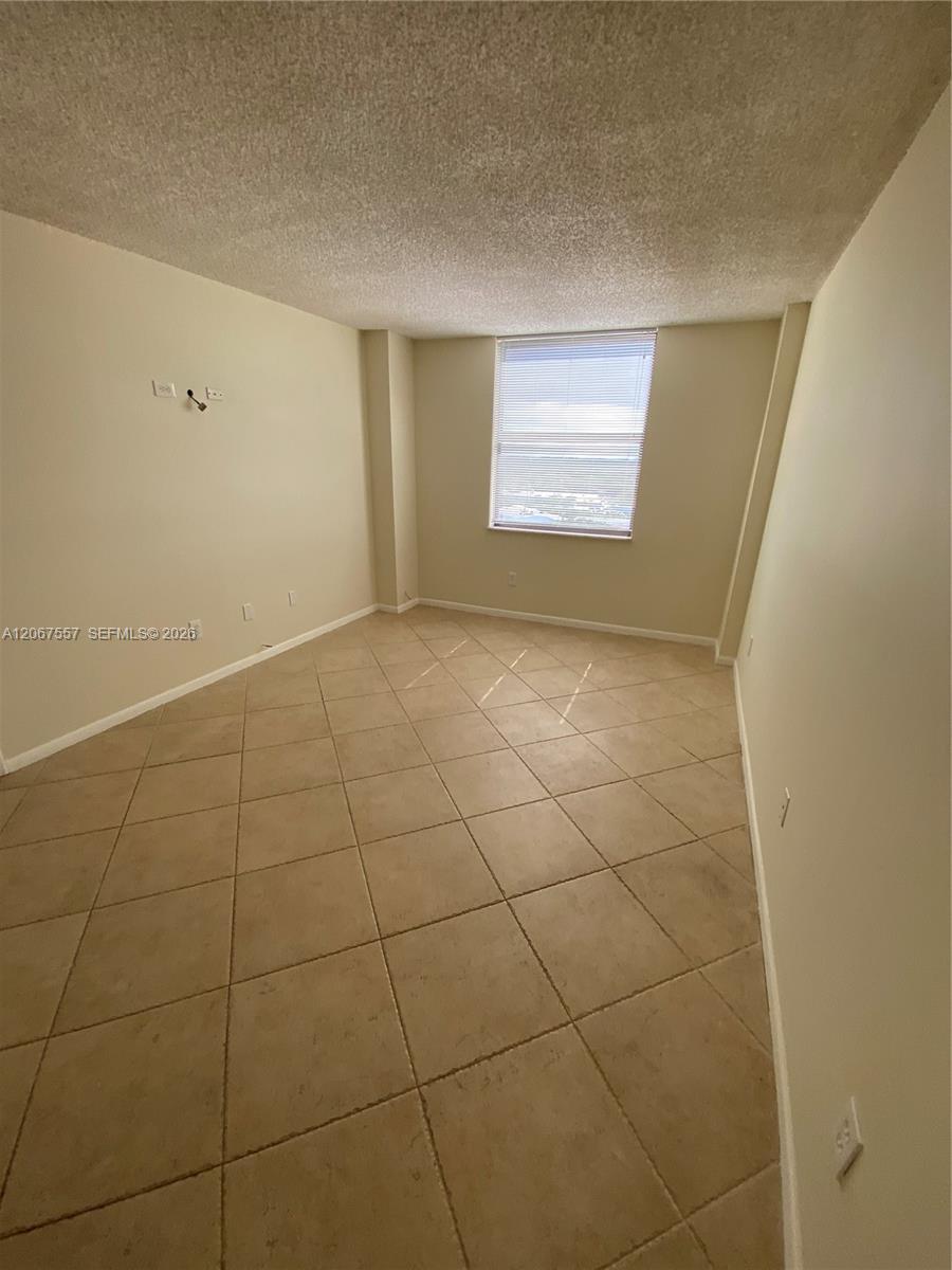 1470 NE 123rd St # A1406, North Miami FL 33161 photo 3