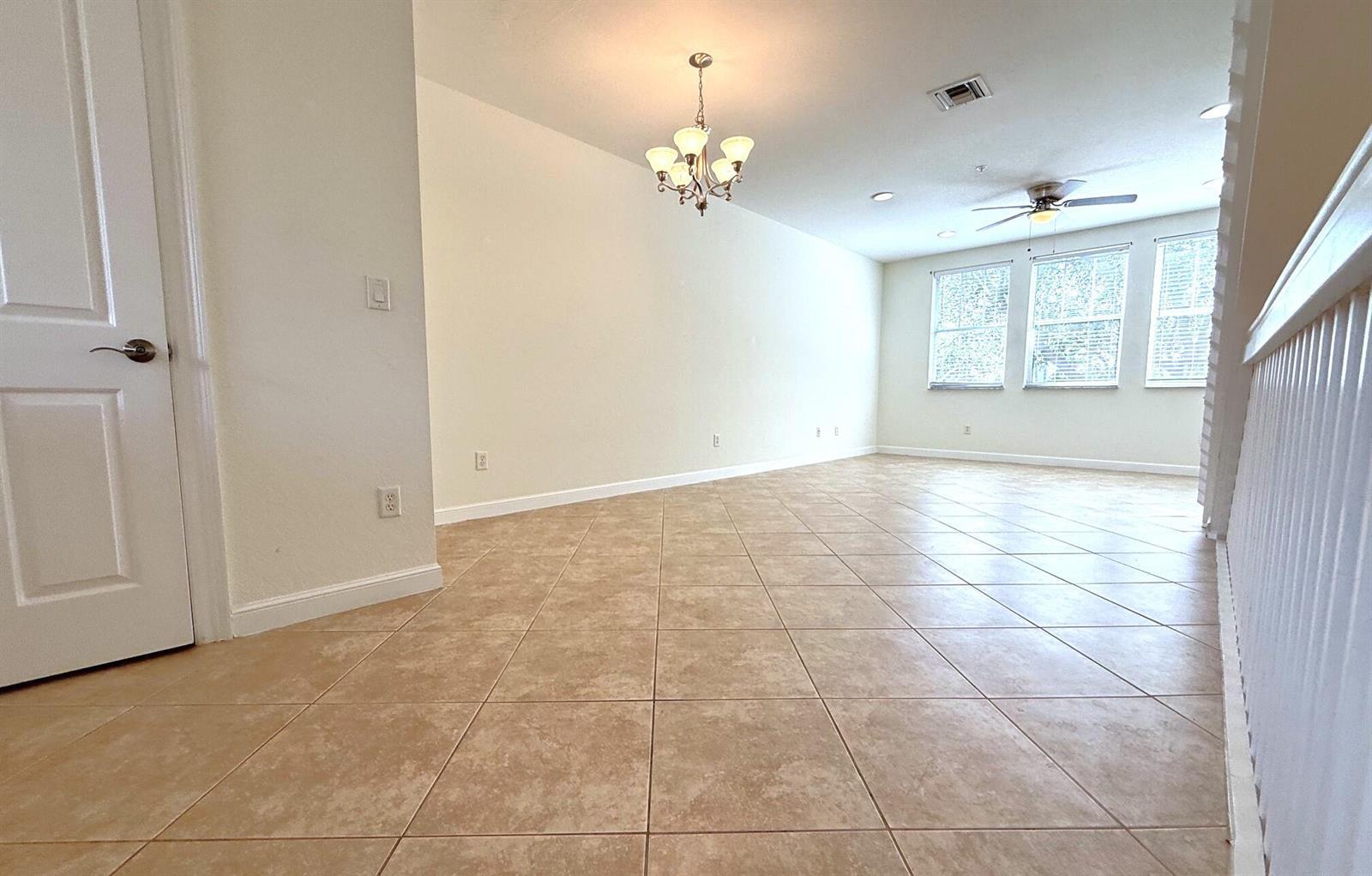 960 MILLBRAE Court # 4, West Palm Beach FL 33401 photo 5
