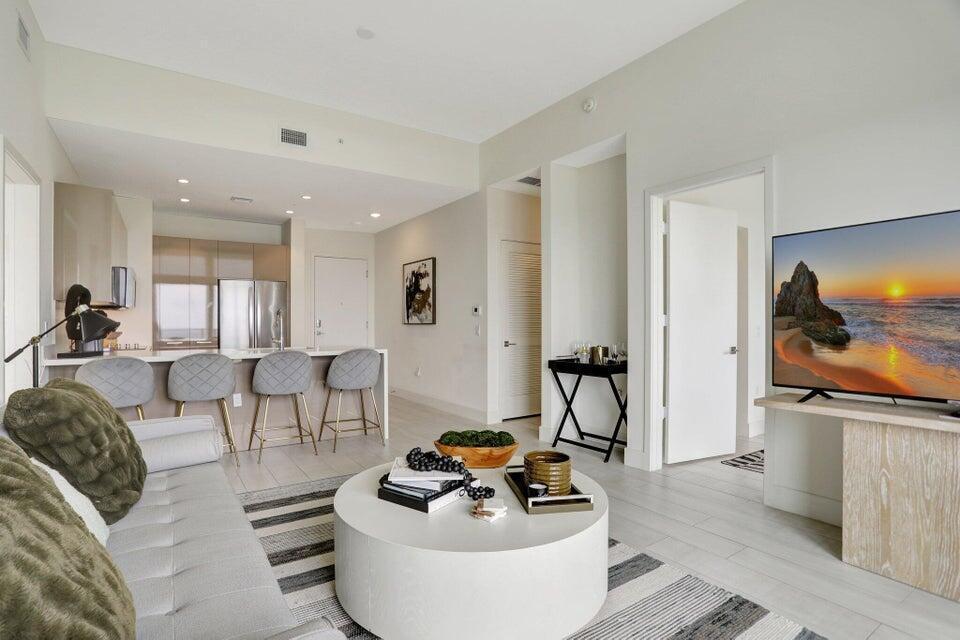 2000 METROPICA Way # 2607, Sunrise FL 33323 photo 3